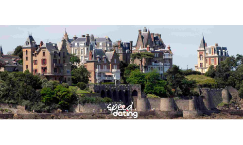 Où sortir à Dinard quand on est célibataire ?
