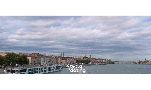 Où sortir à Mâcon quand on est célibataire